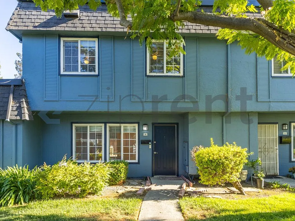 403 Don Fernando Way