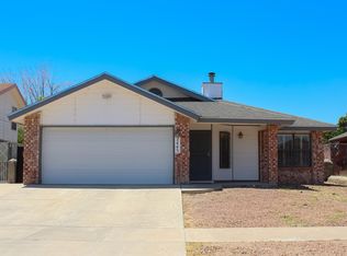 2445 Nancy McDonald Dr, El Paso, TX 79936