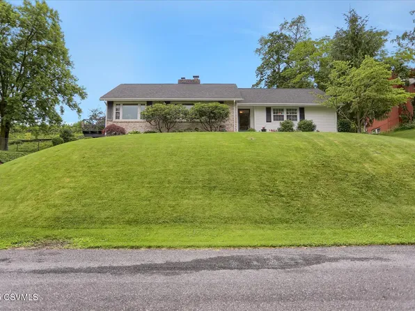 217 Hilltop Rd, Lewisburg, PA 17837