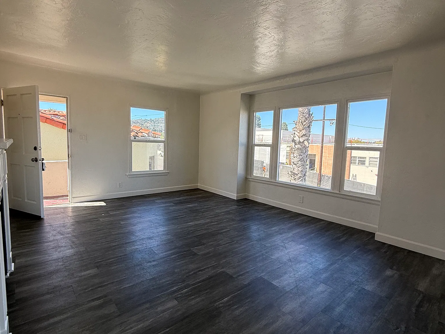 2 bed, $2,495 — Photo 1
