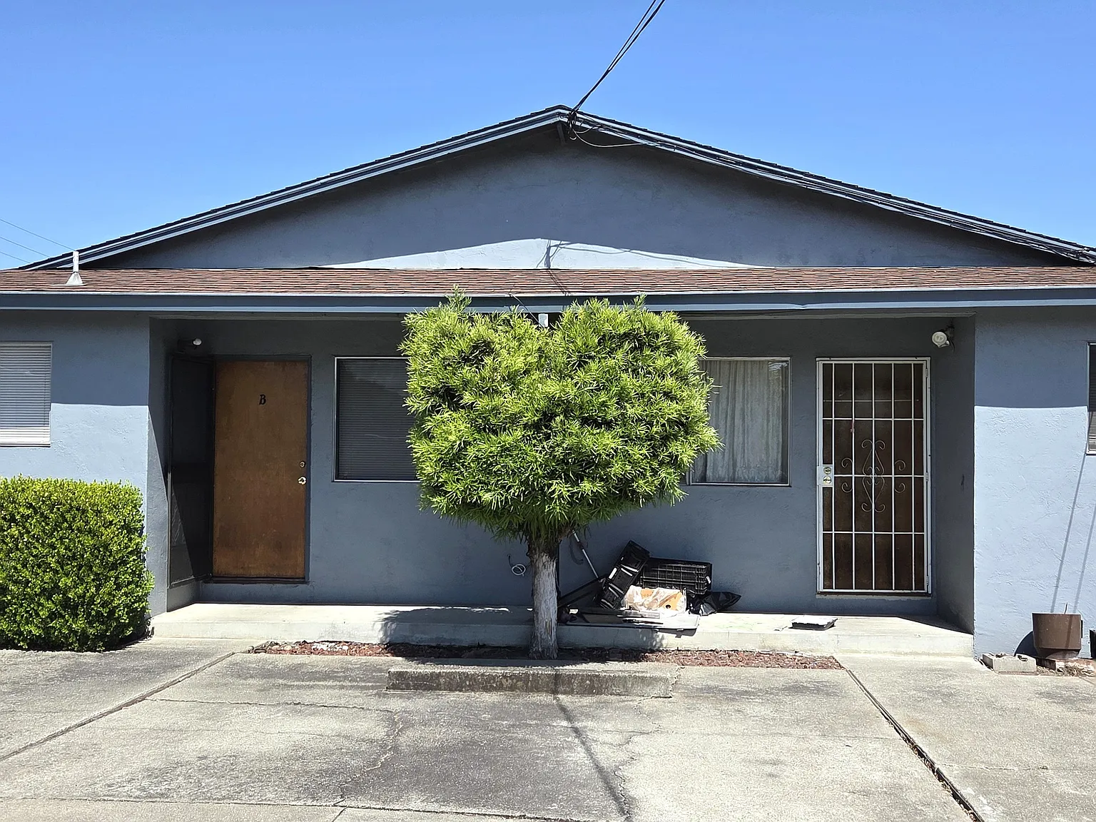 2 bed, 950 sqft, $2,750 — Photo 1