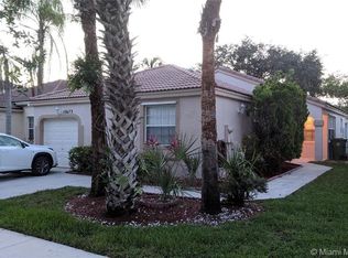 15673 NW 14th St, Pembroke Pines, FL 33028
