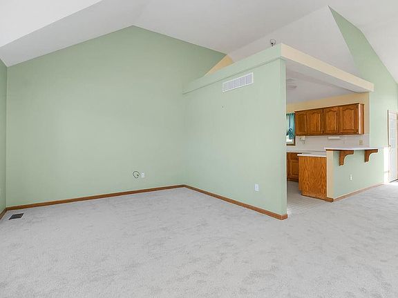 4th image of 6321 Aminda St
