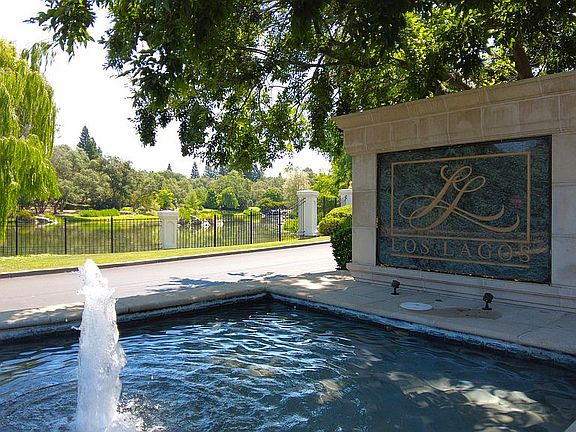 Prestigious Luxury Community