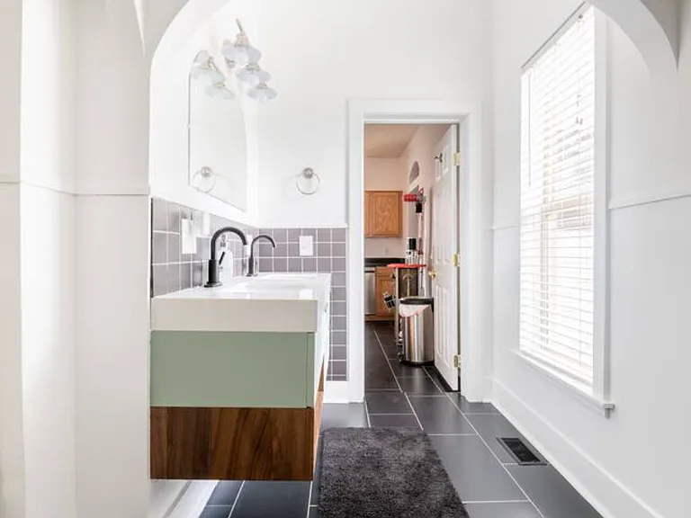 1018 Pierce St — Photo 10