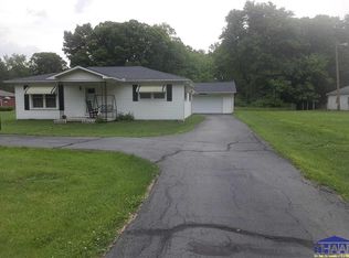 8850 E Davis Ave, Terre Haute, IN 47805