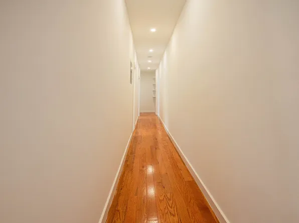 212 East Tremont Avenue image 22 of 22