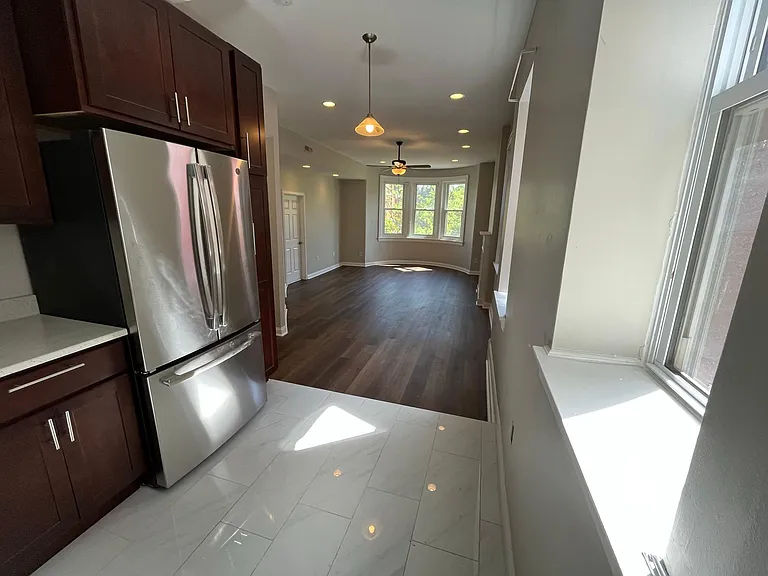 840 Lincoln Ave #2 — Photo 4