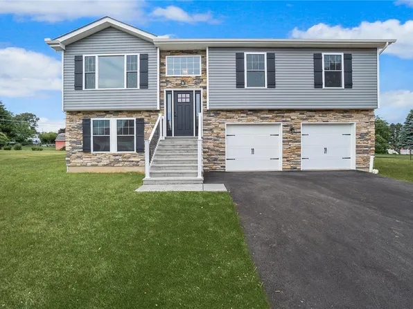 2925 Roosevelt St, Bethlehem, PA 18020