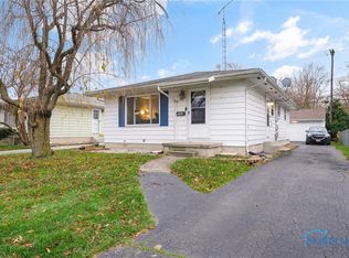 3265 Schneider Rd, Toledo, OH 43614