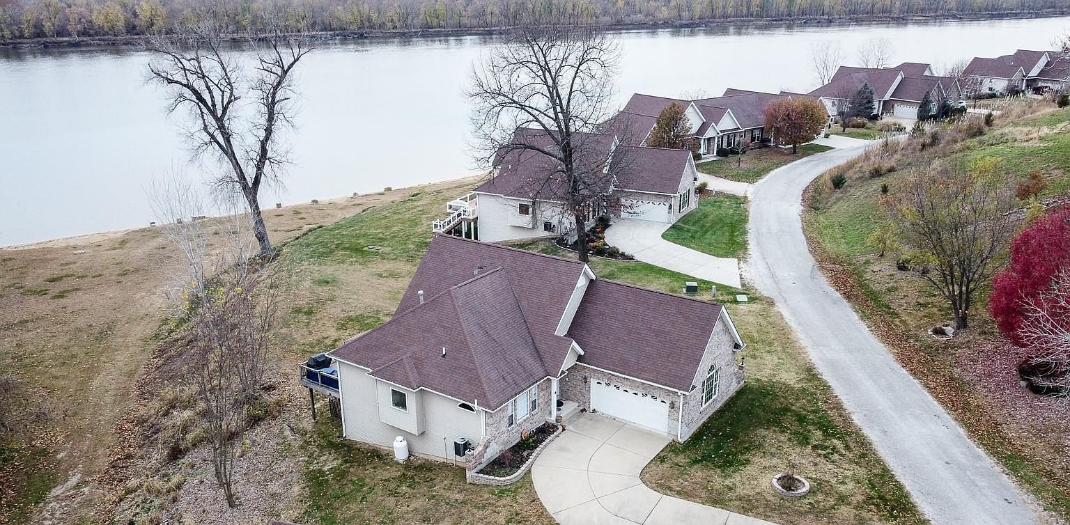 25 Brickyard Dr, Golden Eagle, IL 62036 MLS 23068728 Zillow