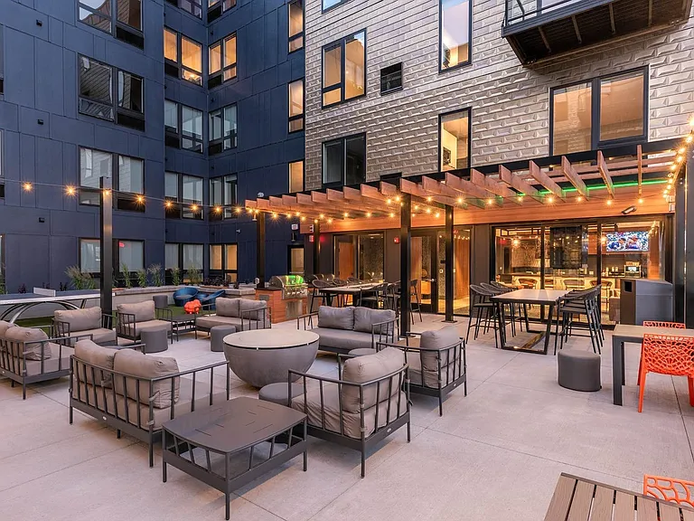 Pivot Apartments — Photo 11