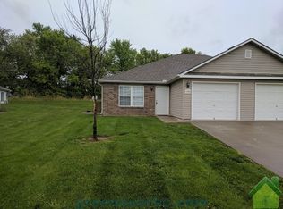 1204 Fall Meadow Ln, Belton, MO 64012