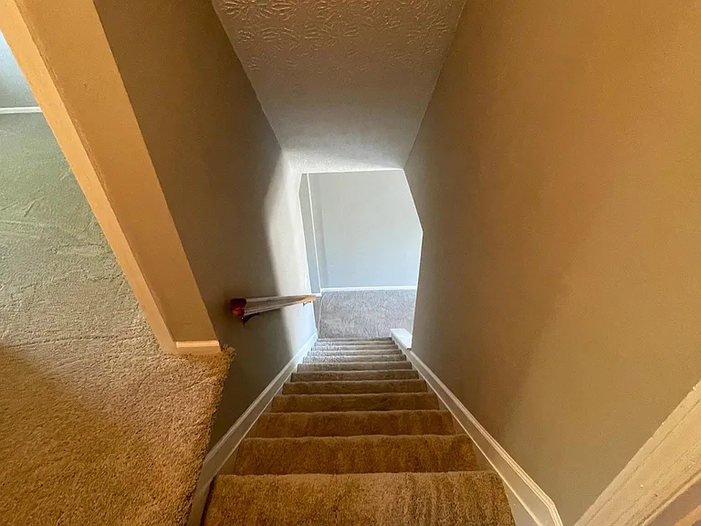Berryhill Ct — Photo 10