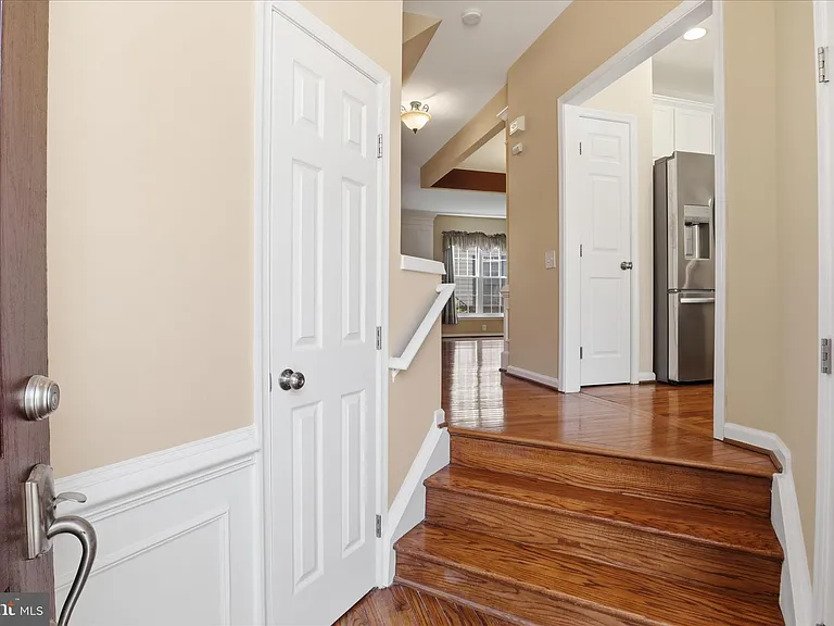 12872 Fair Valley Ct — Photo 3