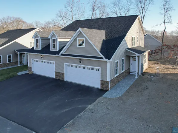 218 Boulder Court #218, Bristol, CT 06010
