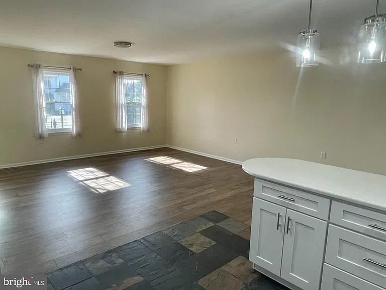 402 Dodd Ct NW — Photo 11