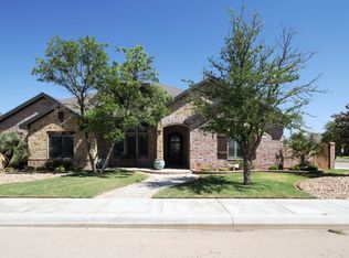 2500 Legacy Oaks Ct, Midland, TX 79705