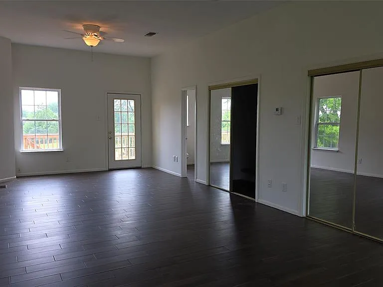 2474 Joe Davis Rd — Photo 5