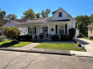 1902 Mathoit St, Parkersburg, WV 26101