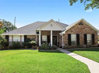 2228 Country Club Dr, La Place, LA 70068
