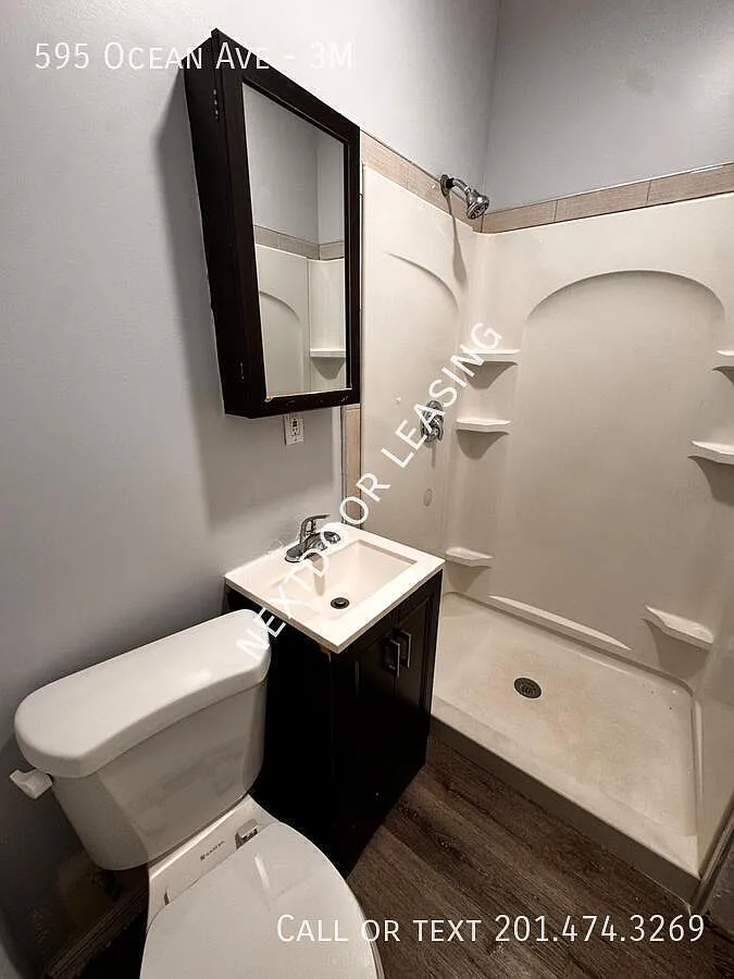 595 Ocean Ave — Photo 3