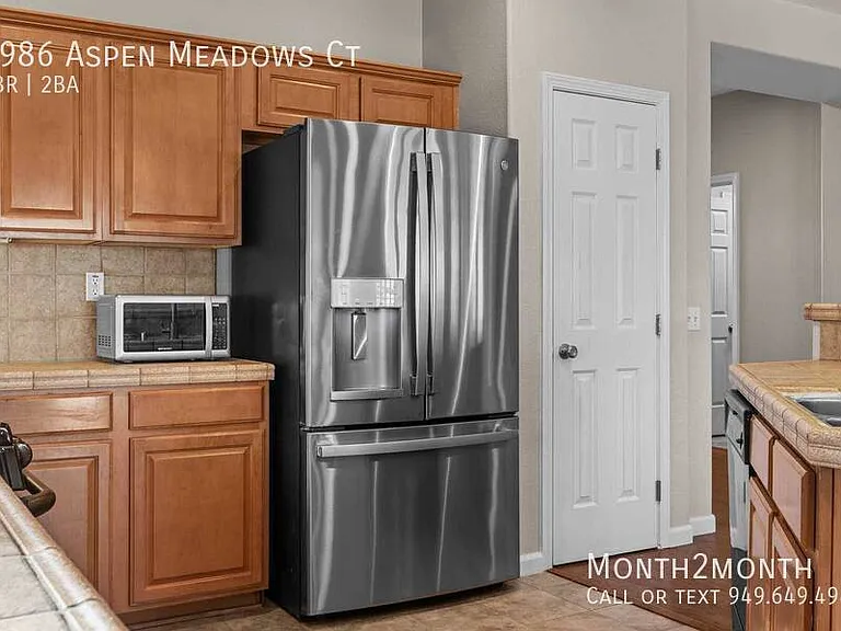9986 Aspen Meadows Ct — Photo 14