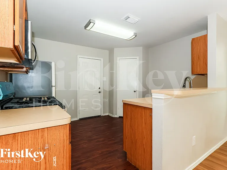 7919 Raven Creek Ln — Photo 7