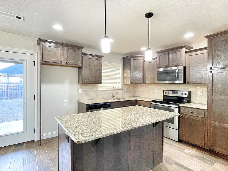 531 Captain Reid Ln — Photo 10