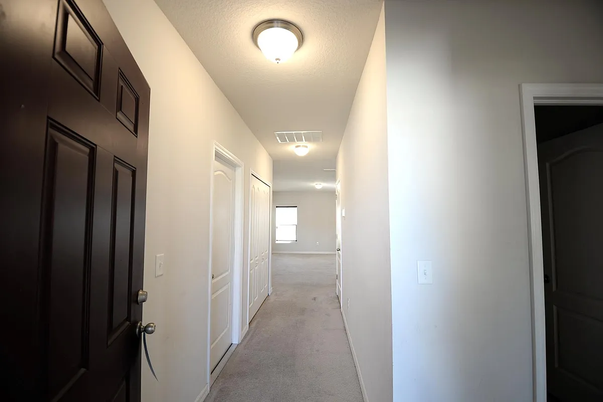 Building Photo - 10126 Candleberry Woods Ln