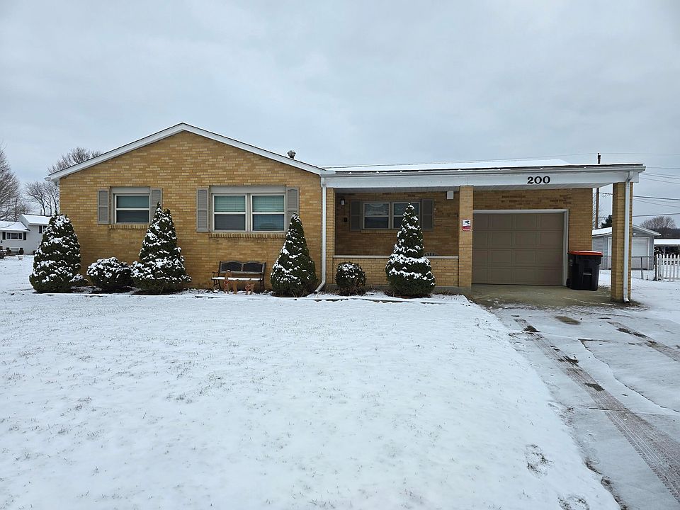 1st image of 200 Parana Dr