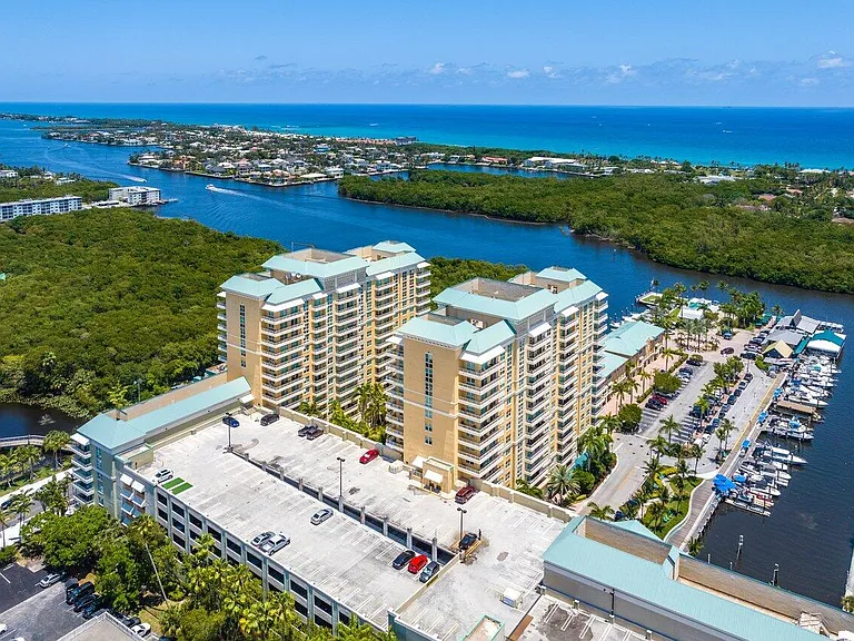 700 E Boynton Beach Blvd #803 — Photo 74