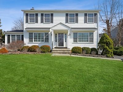 8 Dunnder Dr, Summit, NJ, 07901