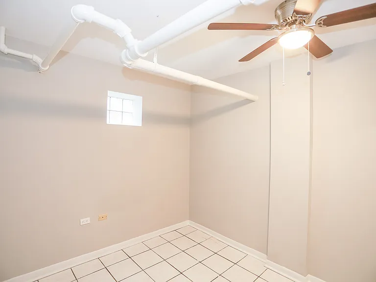 1340 W Foster Ave #GW — Photo 6
