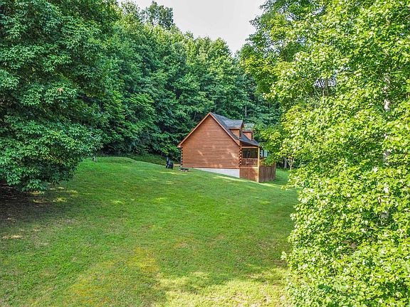 3rd image of 120 Wildcat Hollow Rd