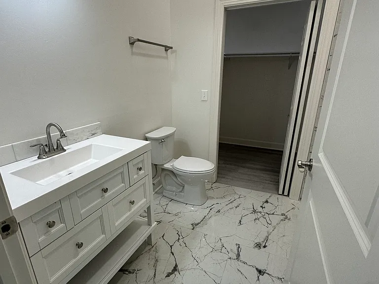 540 S 4th St #303 — Photo 3