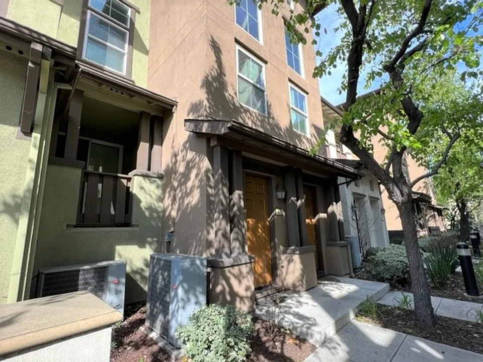 673 Modern Ice Dr