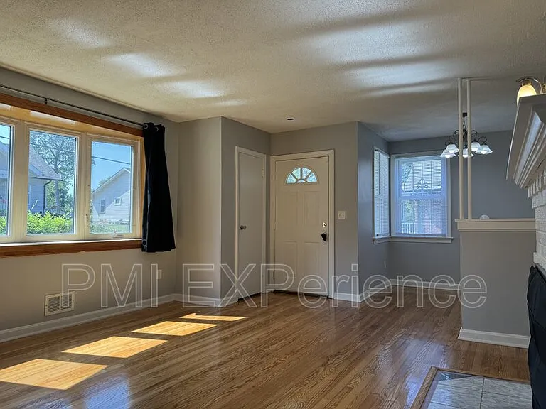 5716 Davey St — Photo 16