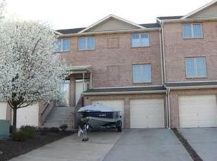 110 Kress View Dr, Oakdale, PA