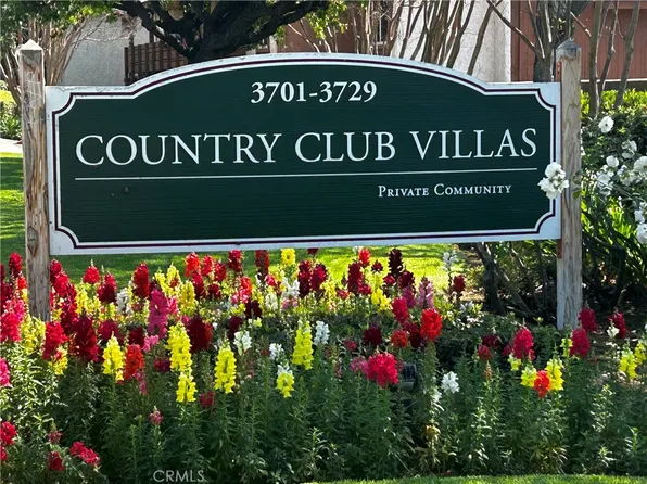 3705 Country Club Dr, Long Beach, CA 90807