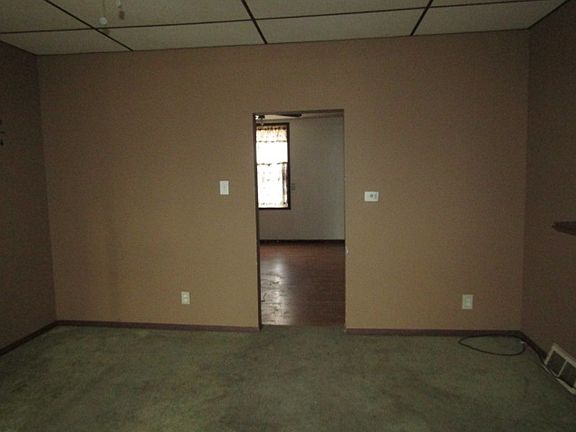 3rd image of 531 Beaver Ave