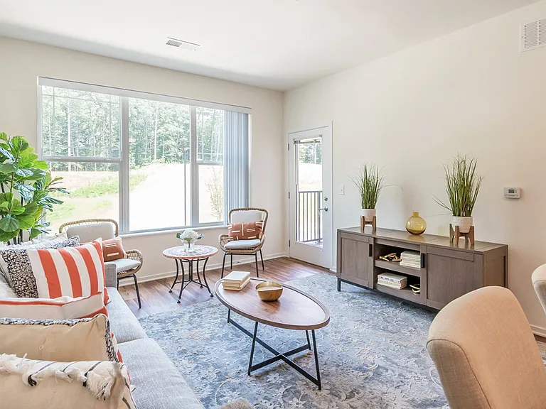 Covington Crossings 55+ Senior Living — Photo 39