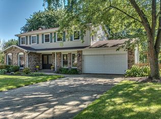 5S625 Bluff Ln, Naperville, IL