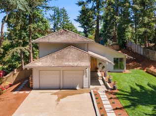 17043 Crestview Dr, Lake Oswego, OR 97034