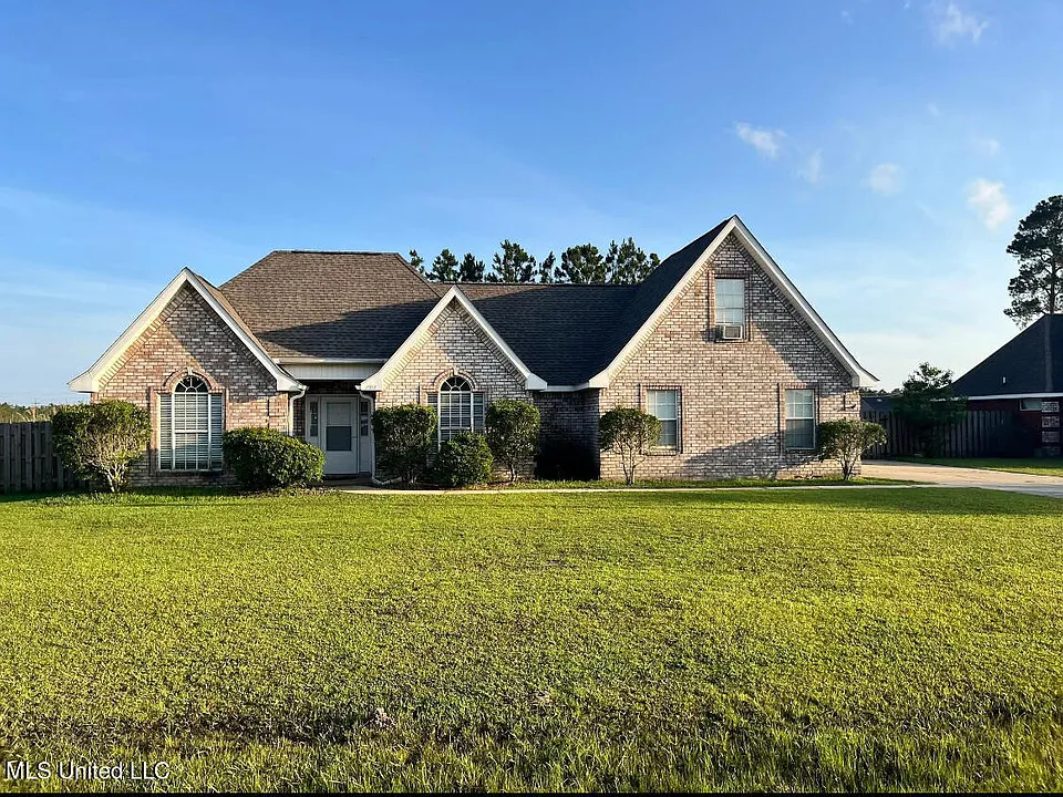2917 Village Cir