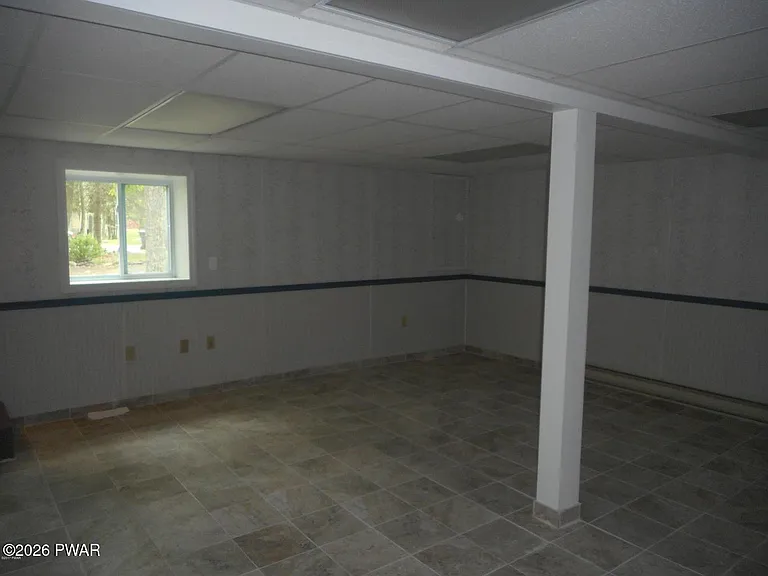 159 Spring Dr — Photo 10