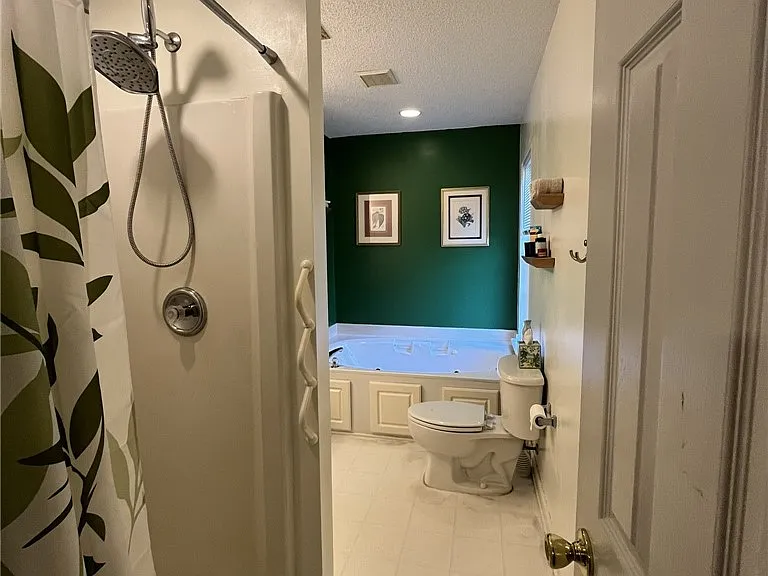 116 Arbors Ct — Photo 17