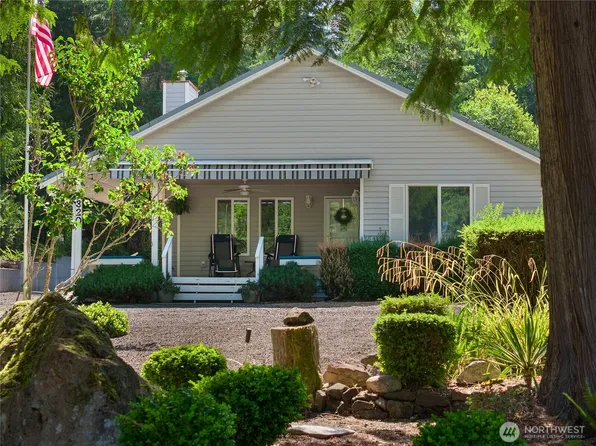 320 E Ballantrae Drive, Shelton, WA 98584