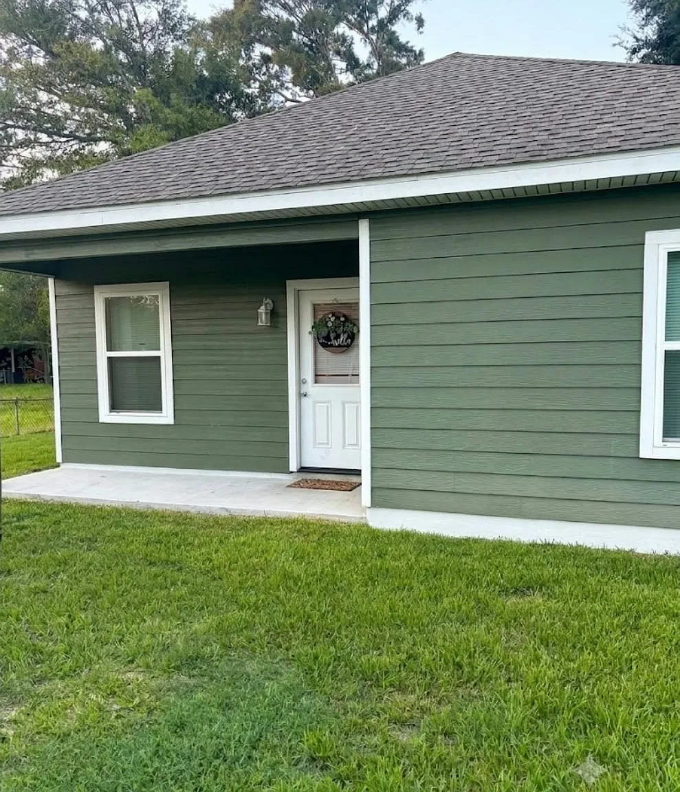 3 bed, 1600 sqft, $2,600 — Photo 2