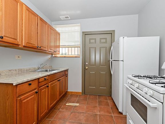 5th image of 6501-03 S California Ave #2749-2
